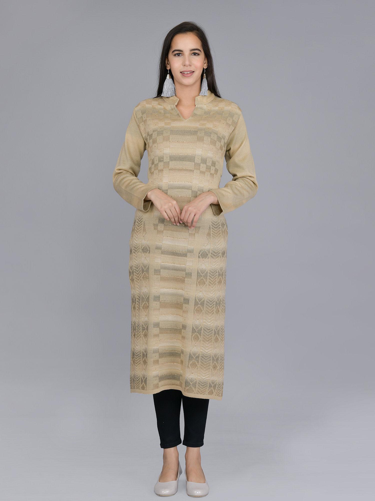 beige self woolen kurti