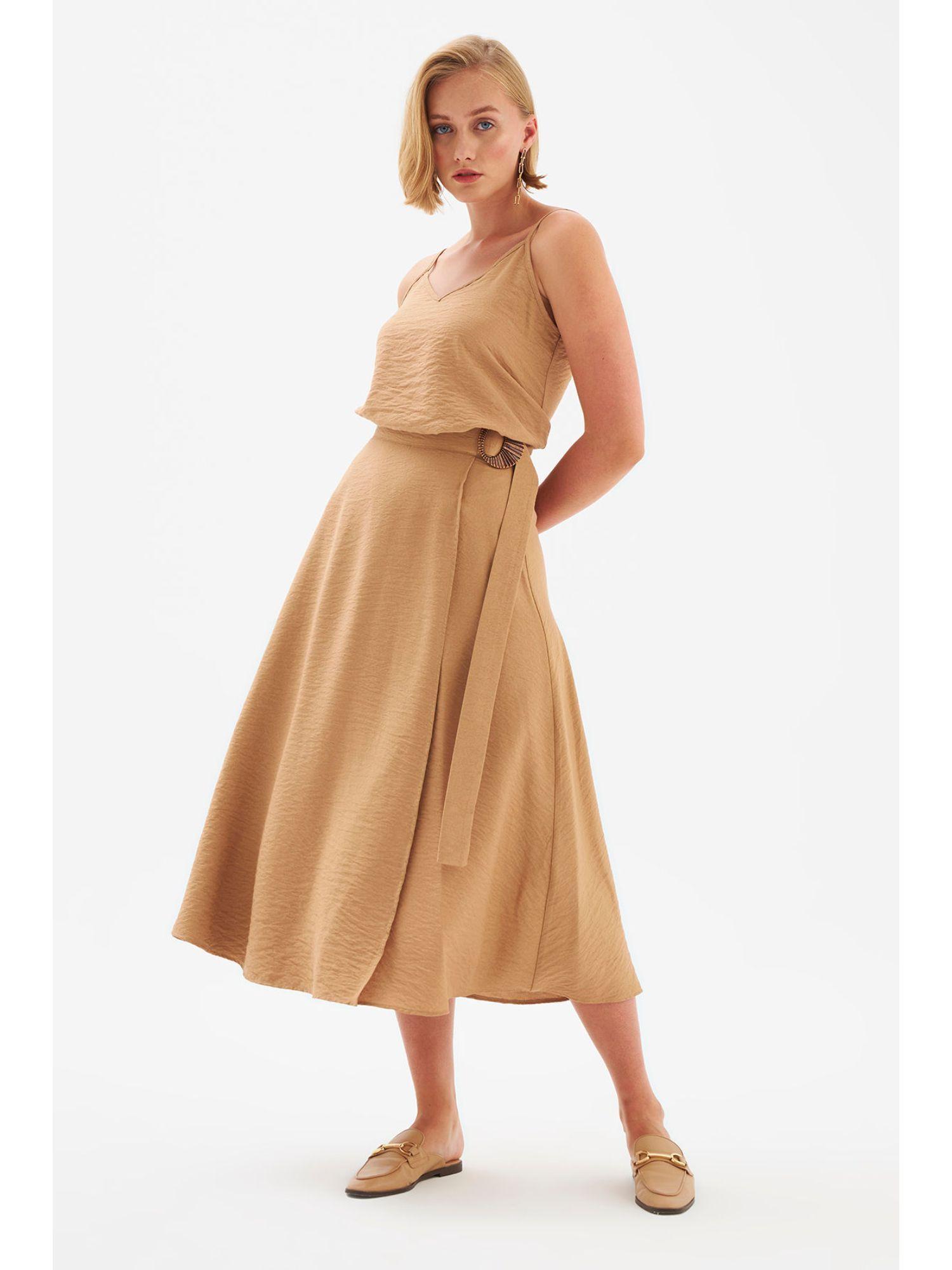 beige solid pattern skirt