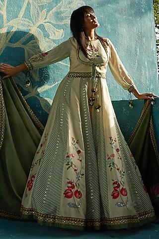 beige viscose tussar & chiffon printed gown with dupatta