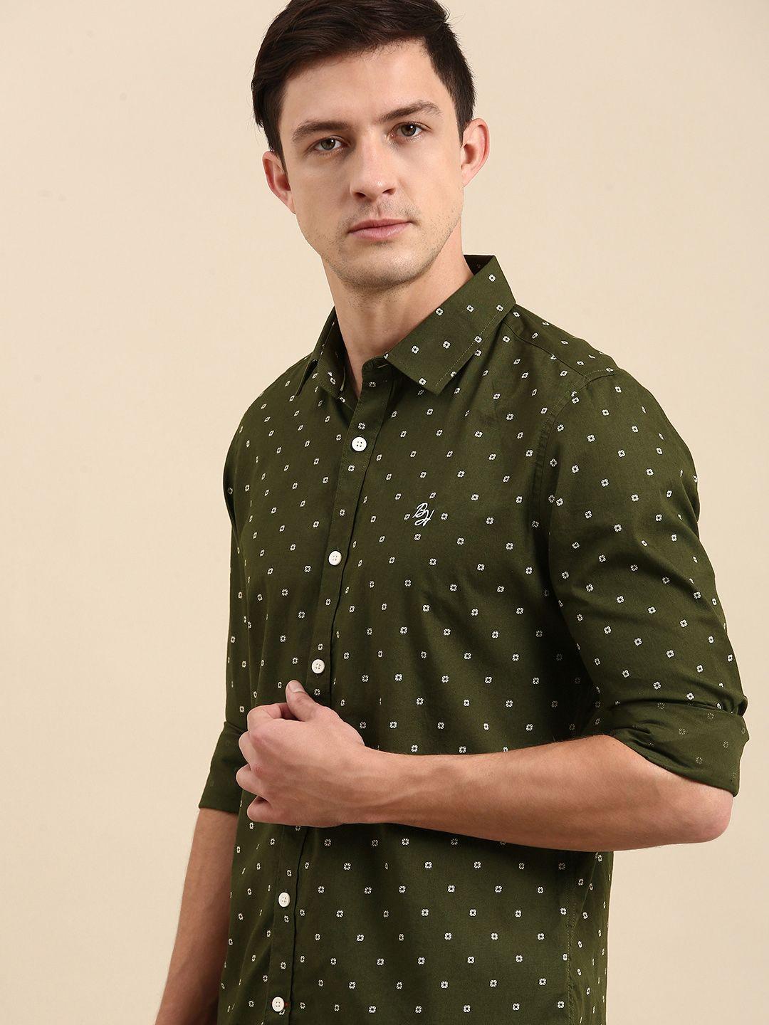 being human men green & white printed slim fit pure cotton casual shirt