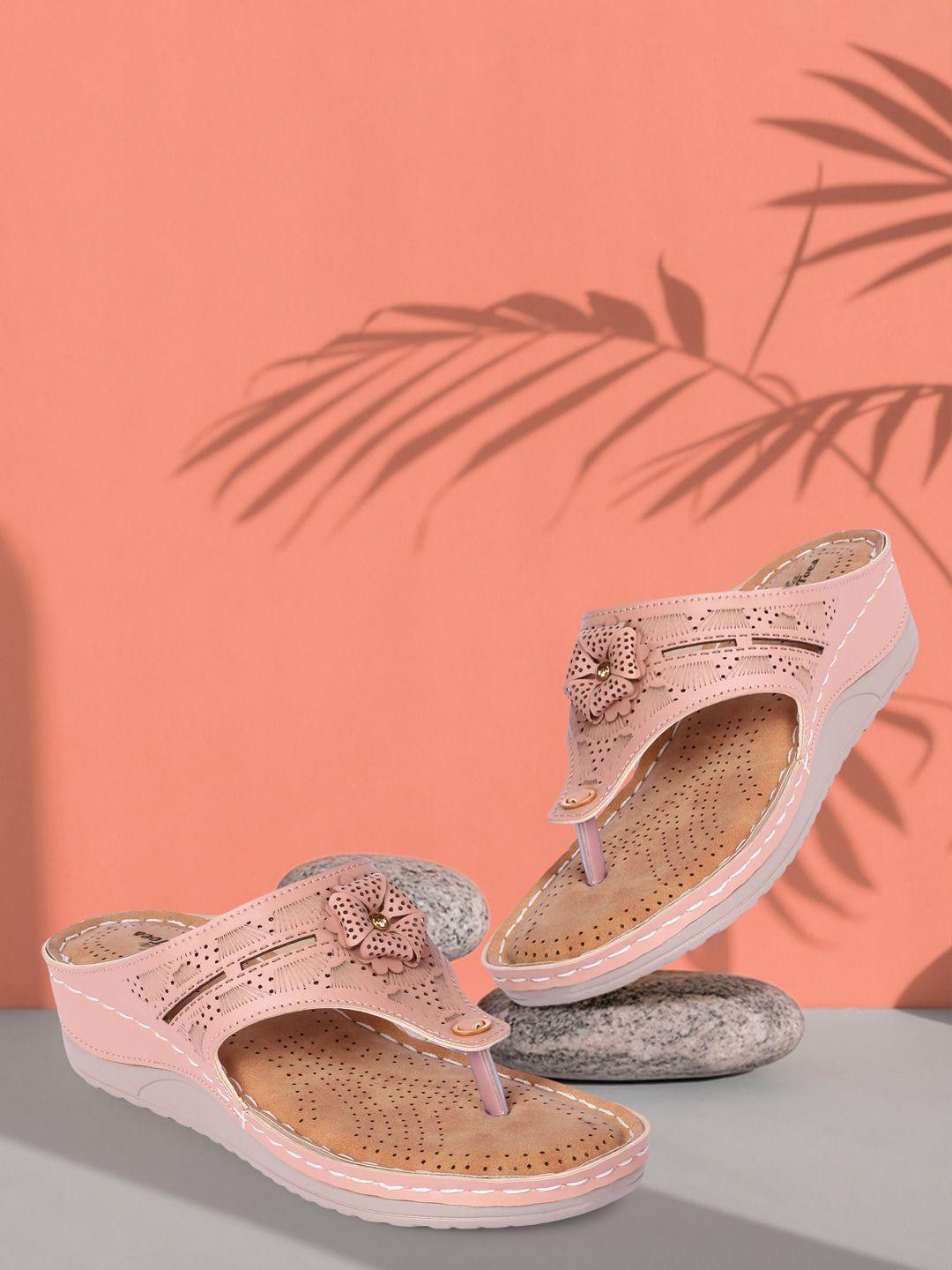 bella toes women pink textured t-strap flats