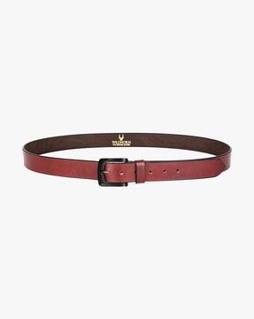 belt with buckle closure