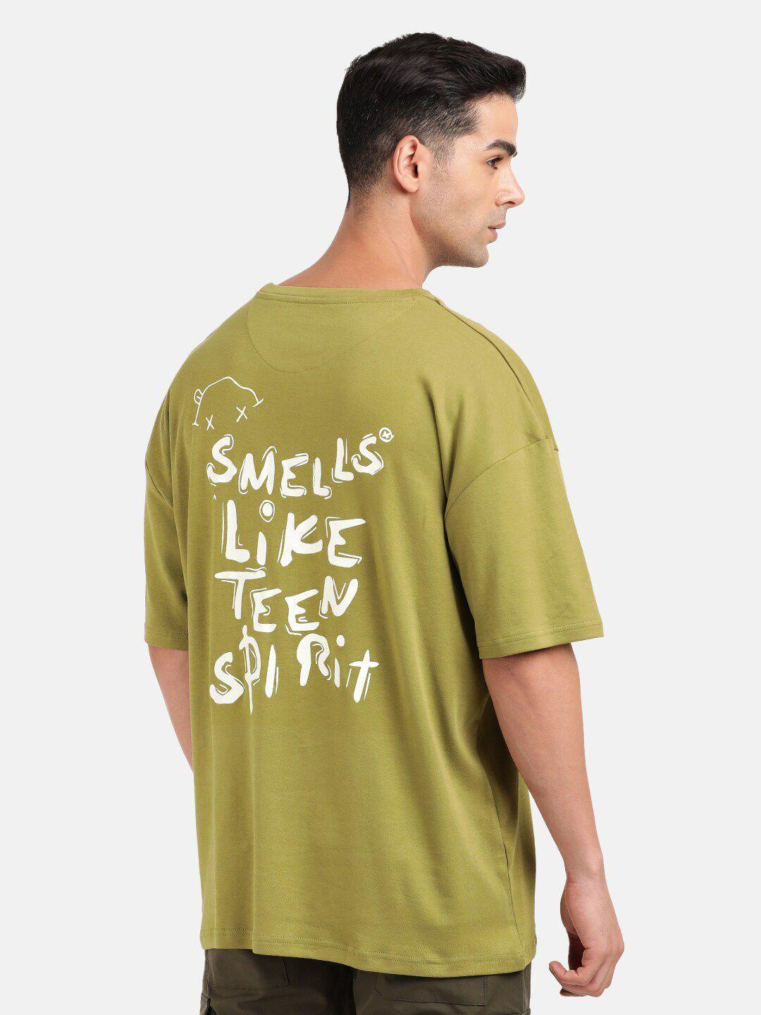 bene kleed men green typography applique t-shirt
