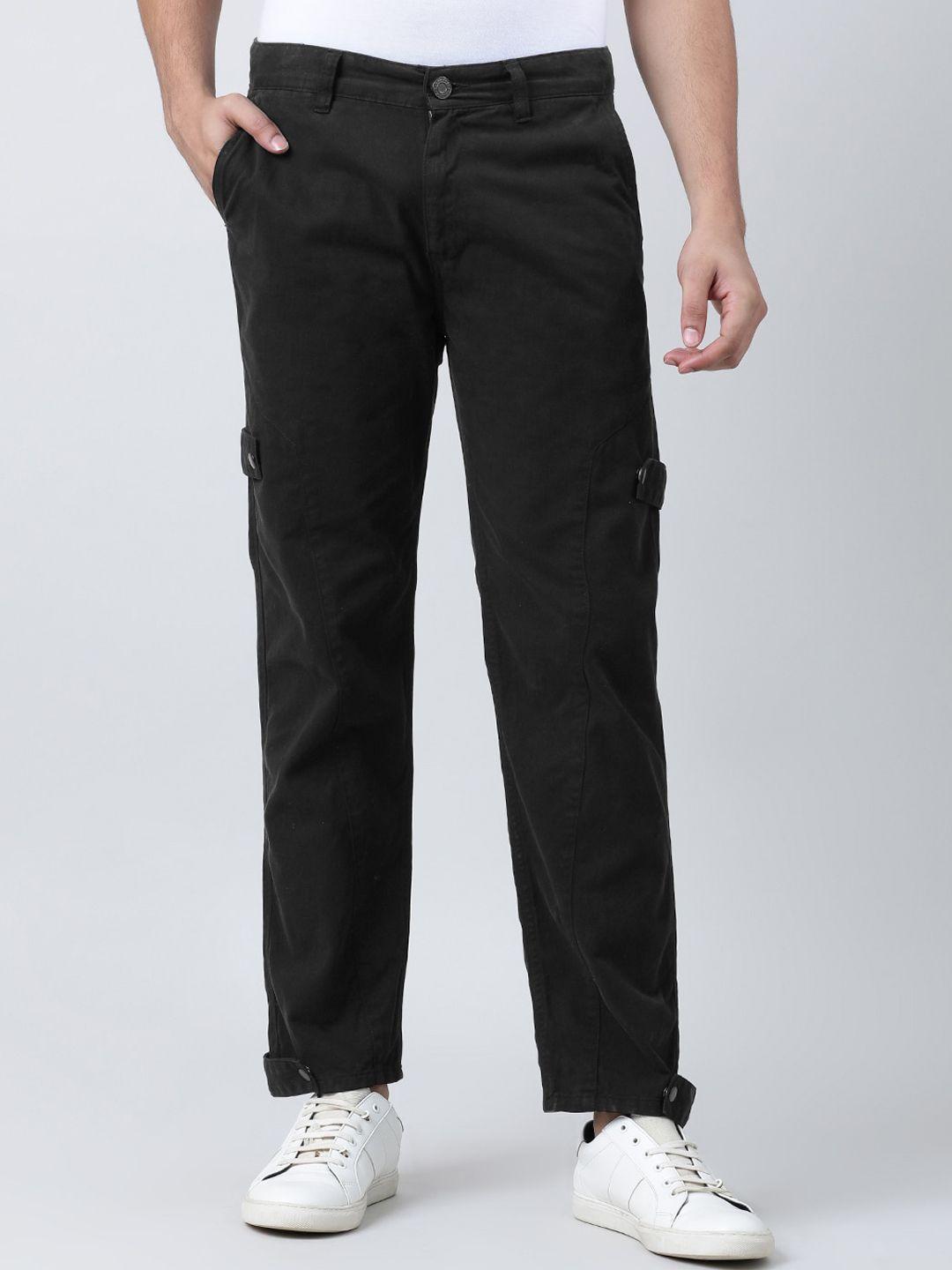 bene kleed men relaxed cotton cargos trousers