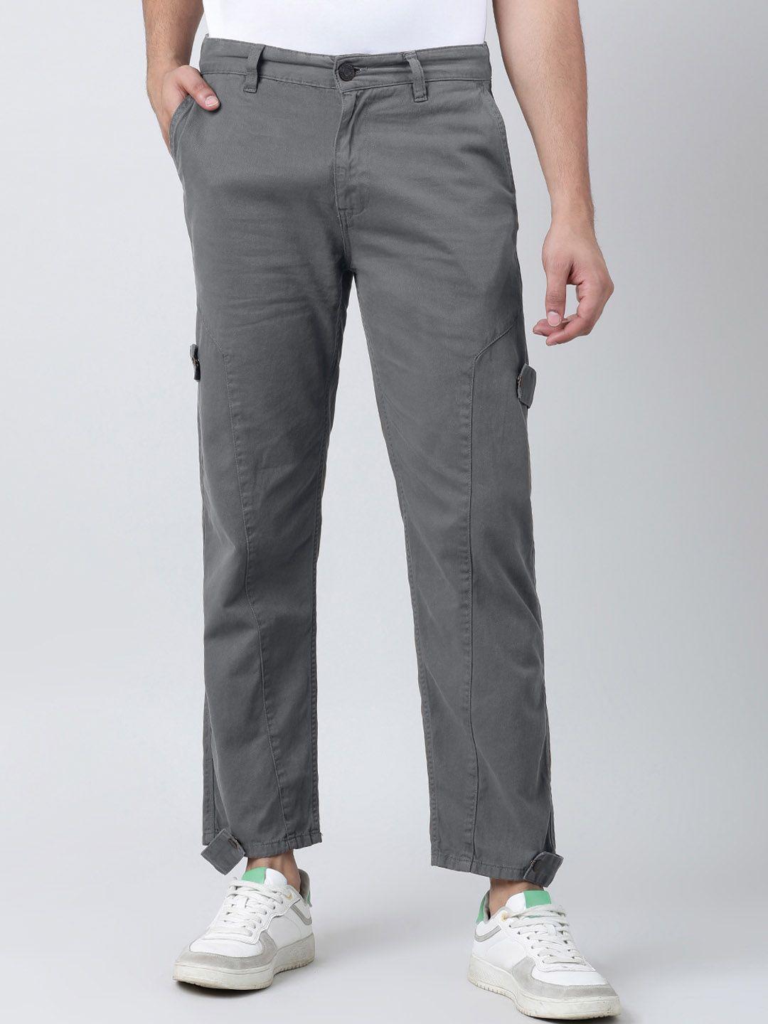bene kleed men relaxed pure cotton cargos trousers