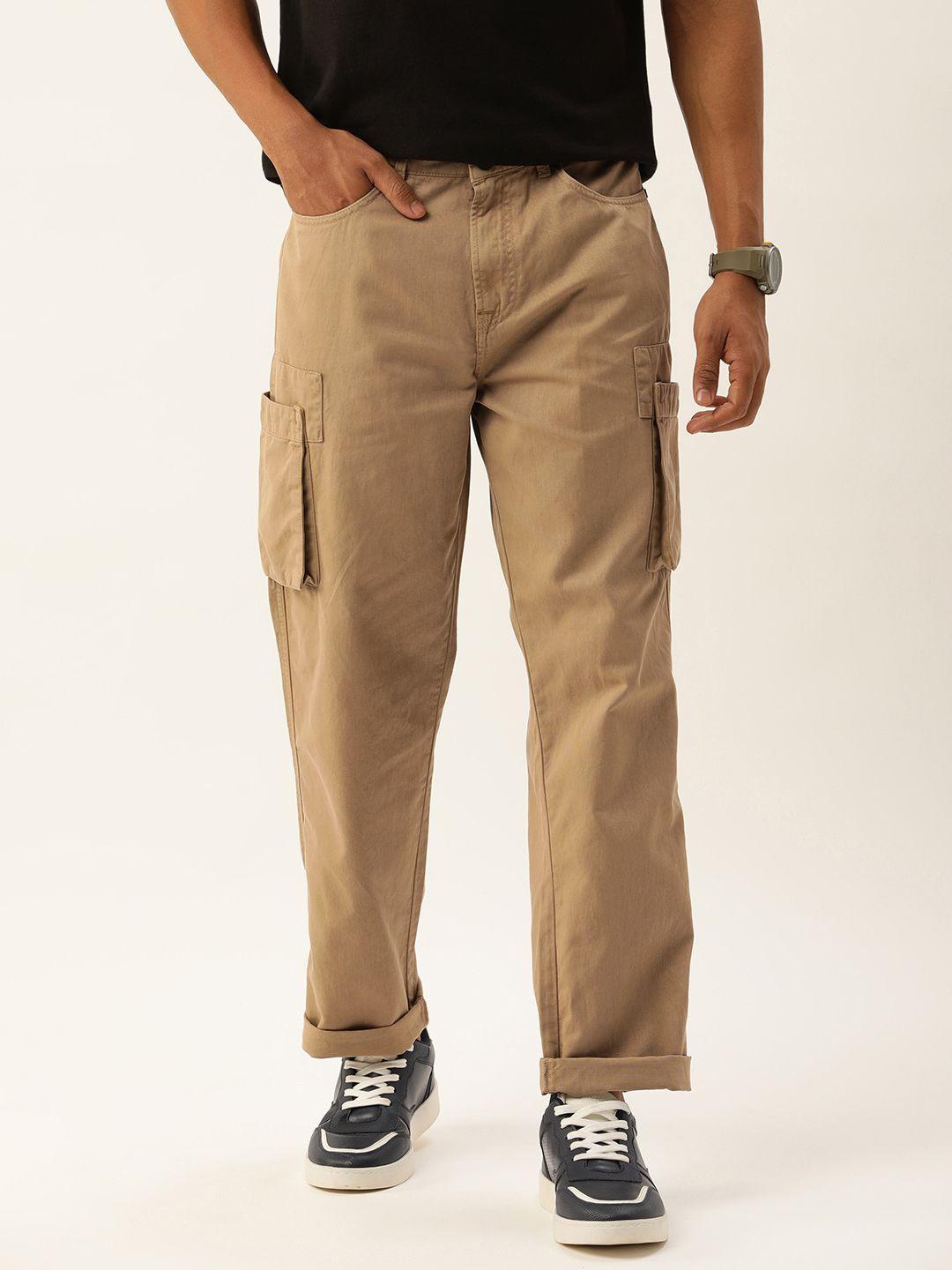 bene kleed men solid straight fit cargos trousers