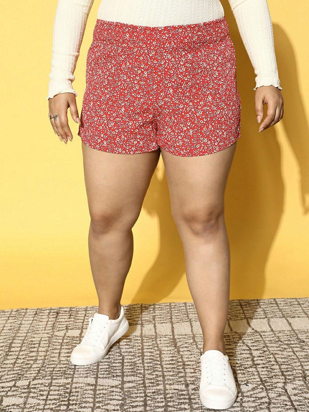 berrylush-curve-women-plus-size-floral-printed-high-rise-shorts
