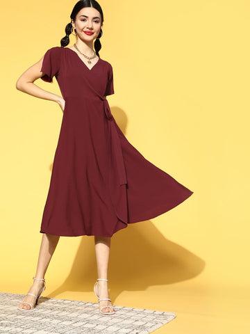 berrylush women solid maroon v-neck slit sleeve waist tie-up flared wrap midi dress