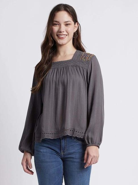 beverly hills polo club grey embroidered top