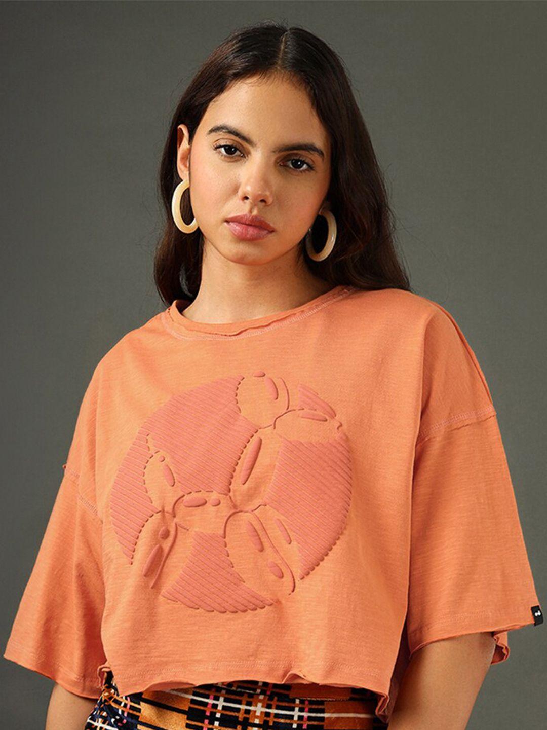 bewakoof air graphic printed extended sleeves cotton boxy top
