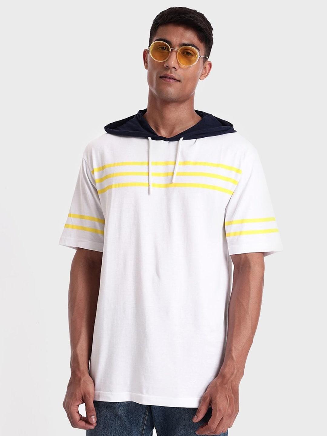 bewakoof men striped hooded pure cotton loose t-shirt