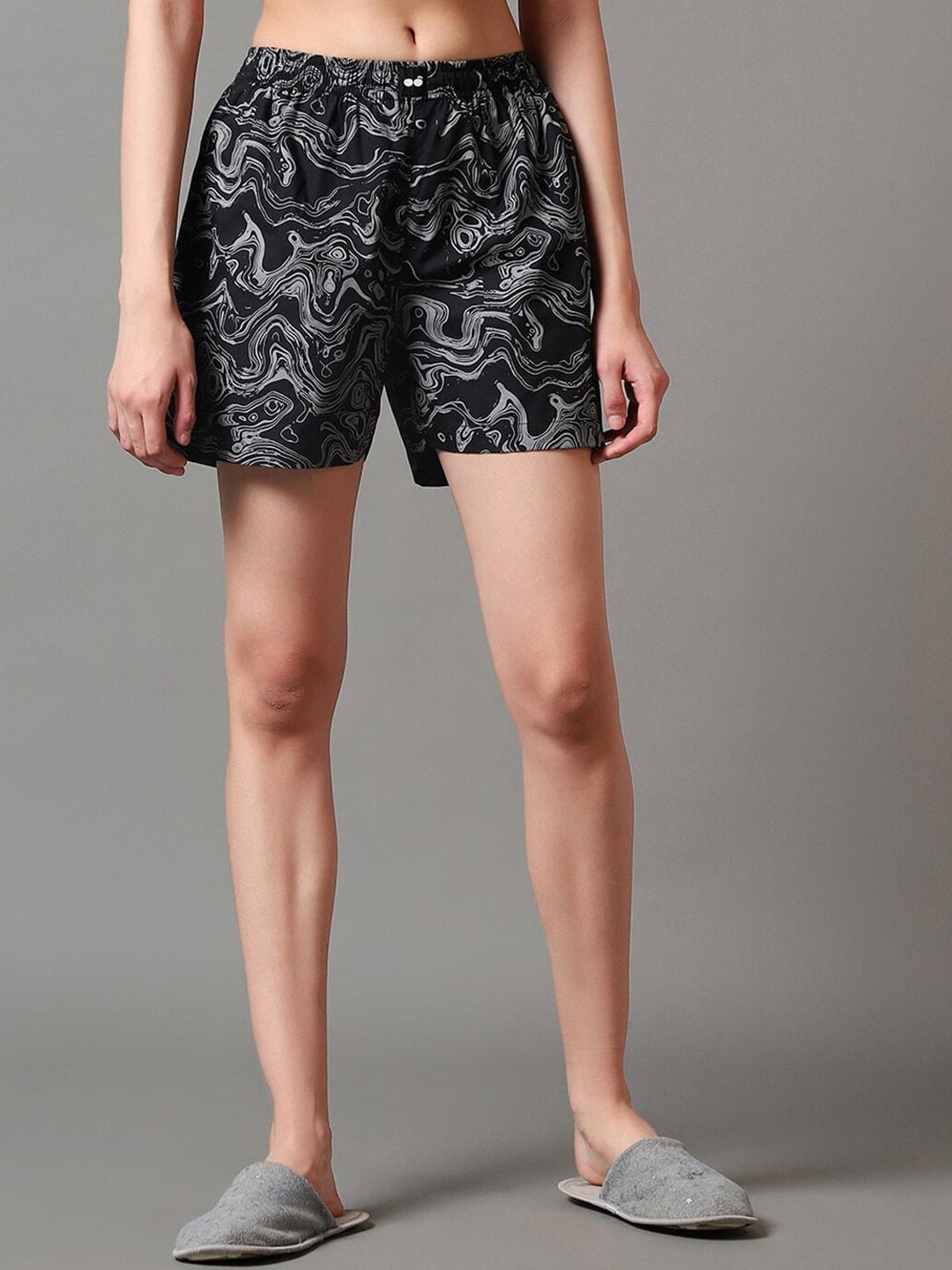 bewakoof women black mid rise abstract printed cotton lounge shorts
