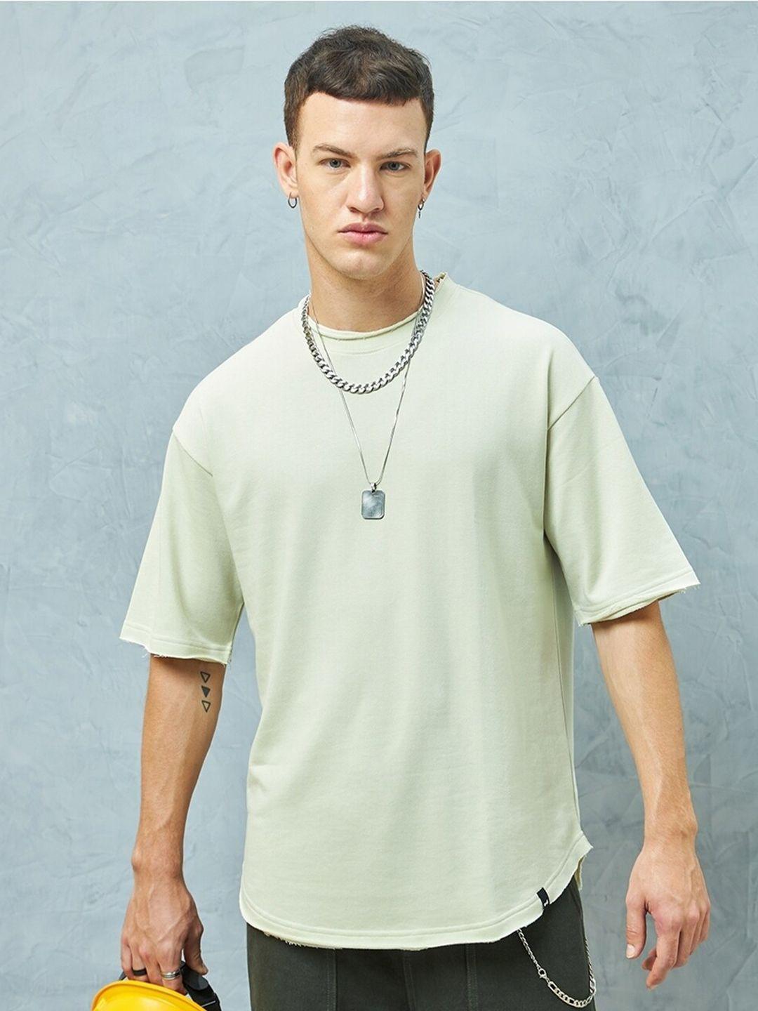 bewakoof heavy duty off white raw edge hemline oversized drop shoulder sleeves t-shirt