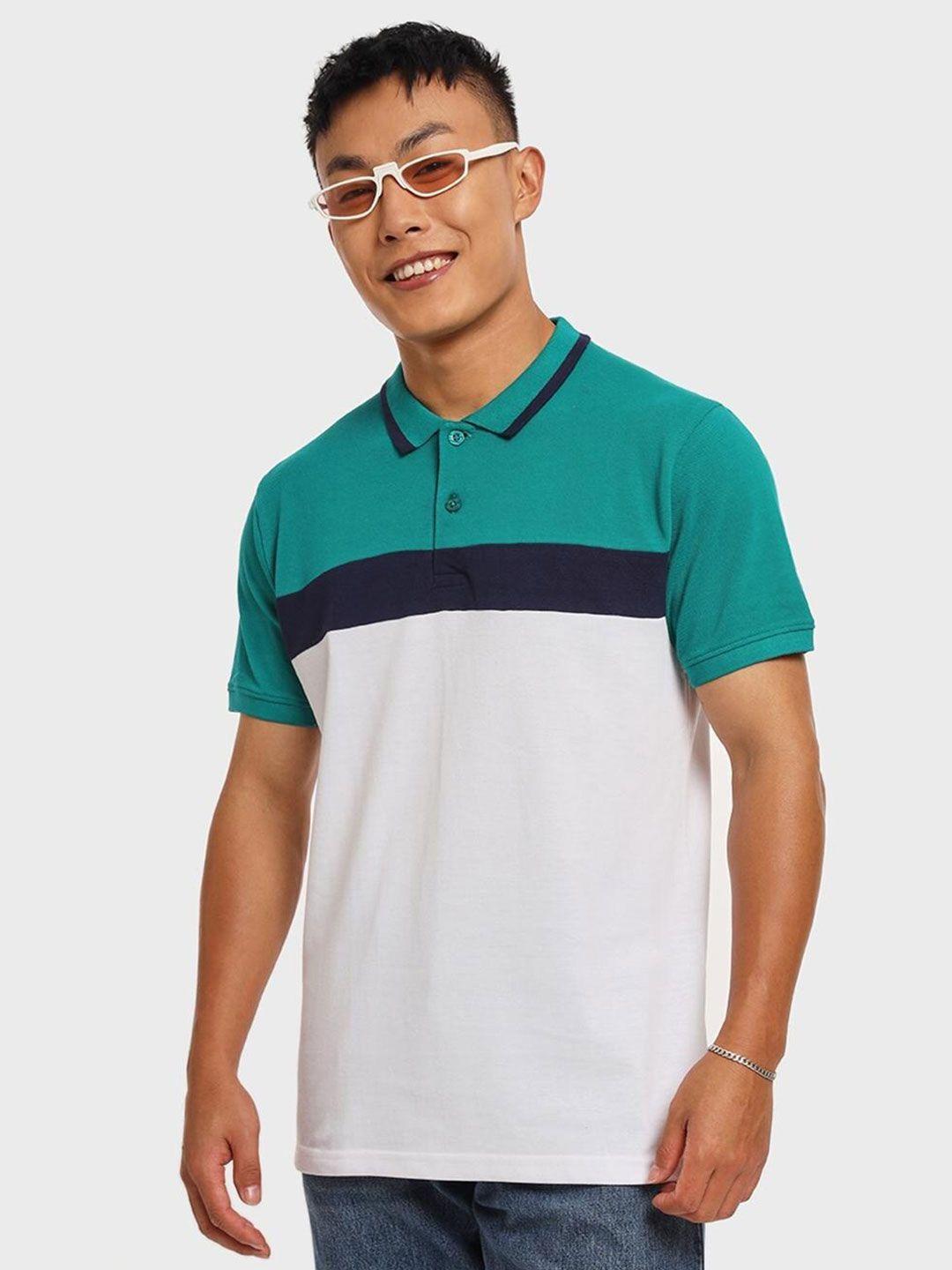 bewakoof men colourblocked polo collar t-shirt