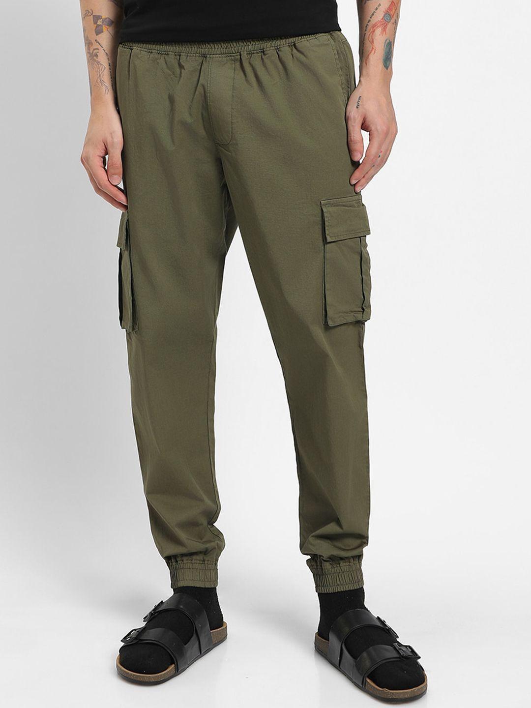 bewakoof men olive green pure cotton joggers