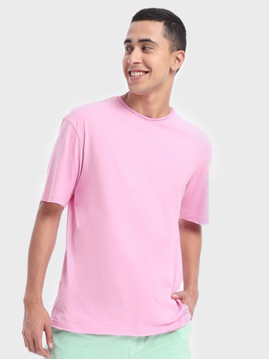 bewakoof men pink loose cotton t-shirt