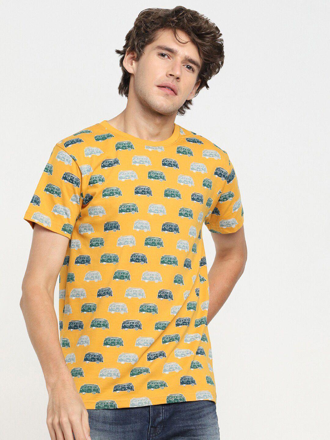 bewakoof men yellow & grey printed cotton t-shirt