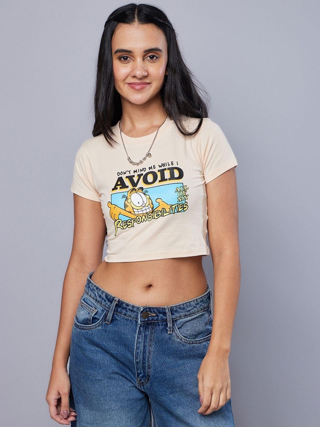 bewakoof slim fit printed crop top