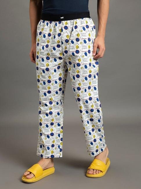 bewakoof white cotton regular fit printed nightwear pyjamas