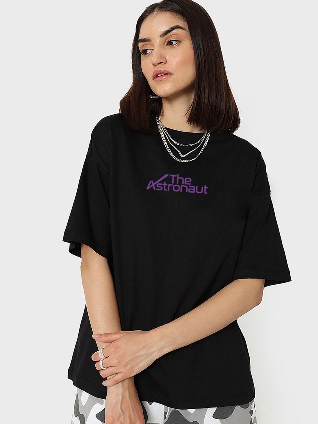 bewakoof women black printed drop-shoulder sleeves oversized cotton t-shirt