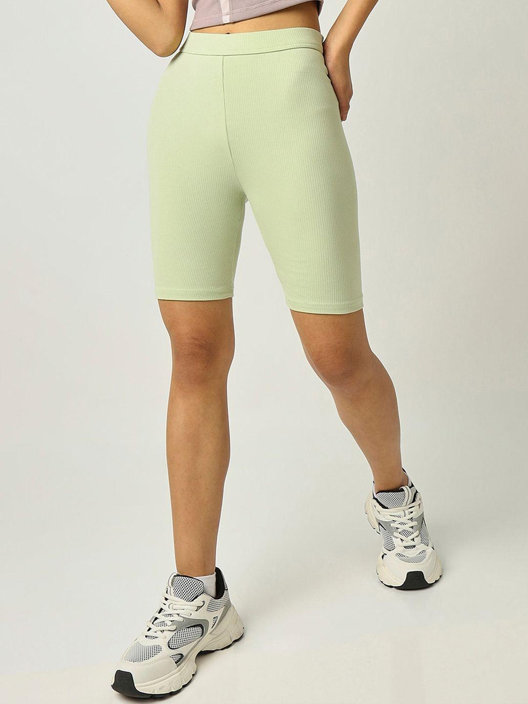 bewakoof women green slim fit ribbed sports shorts