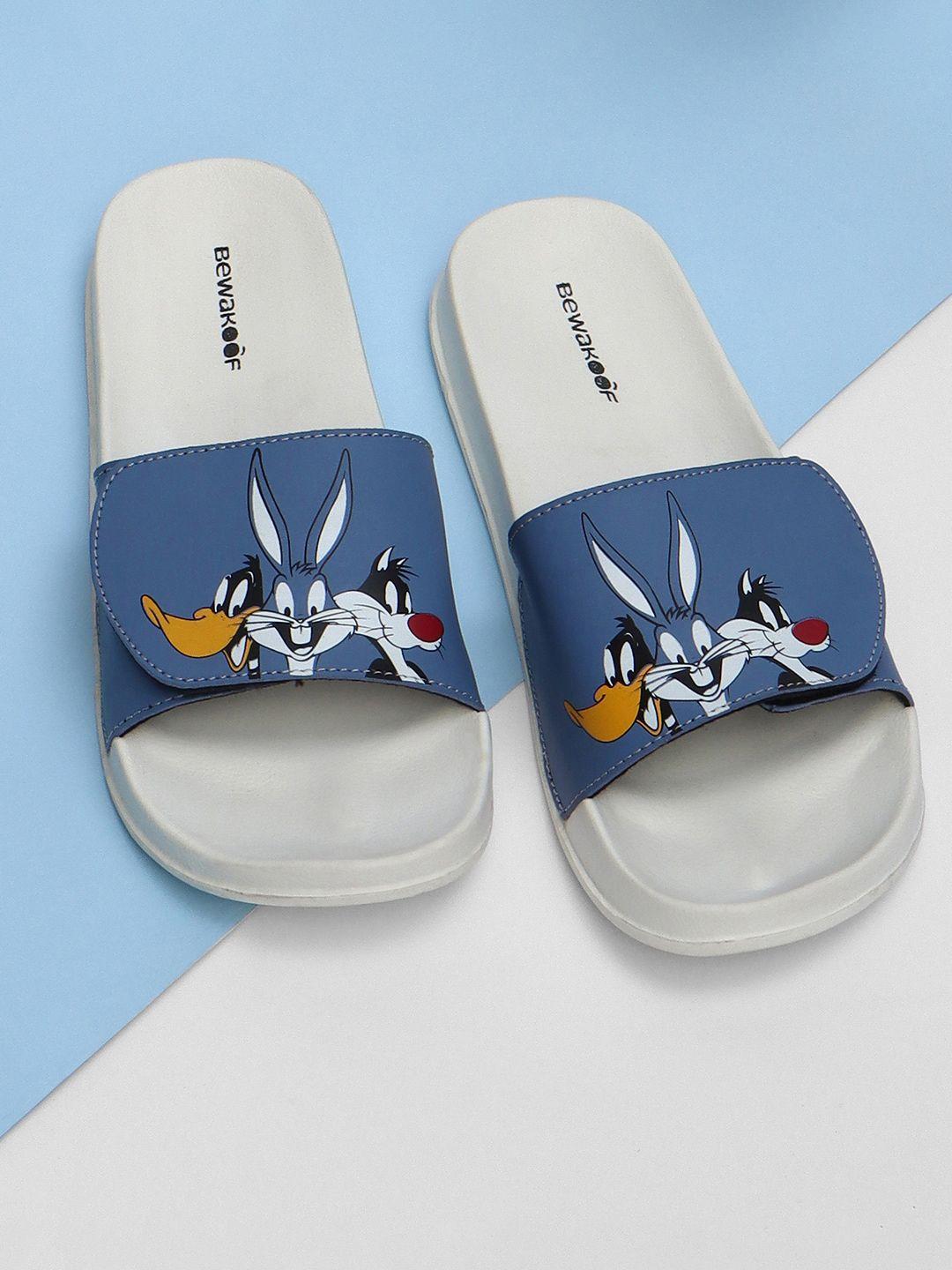 bewakoof women official looney tunes merchandise x looney trio printed sliders