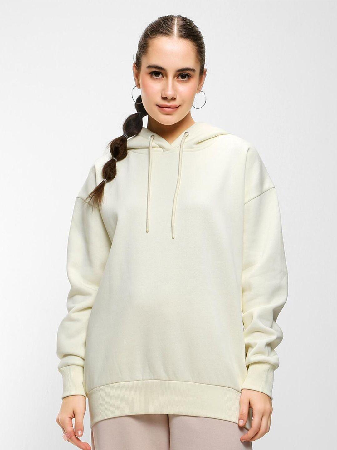 bewakoof women solid hooded fleece sweatshirt