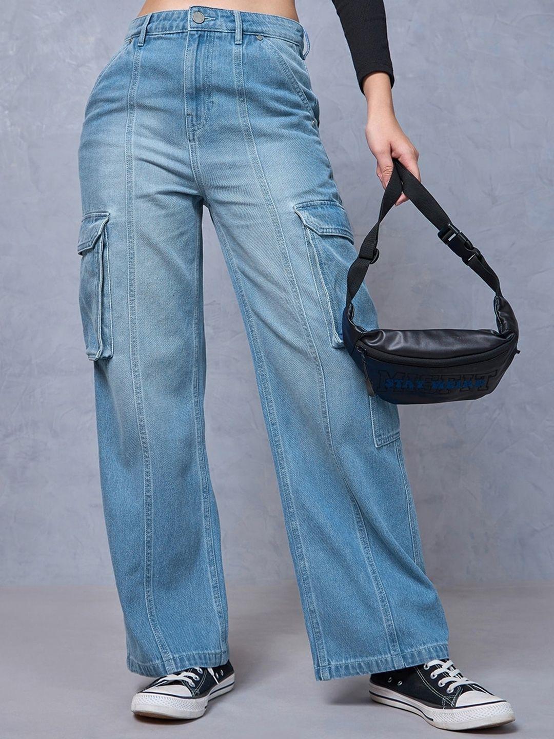 bewakoof women straight fit high-rise light fade cotton cargo jeans