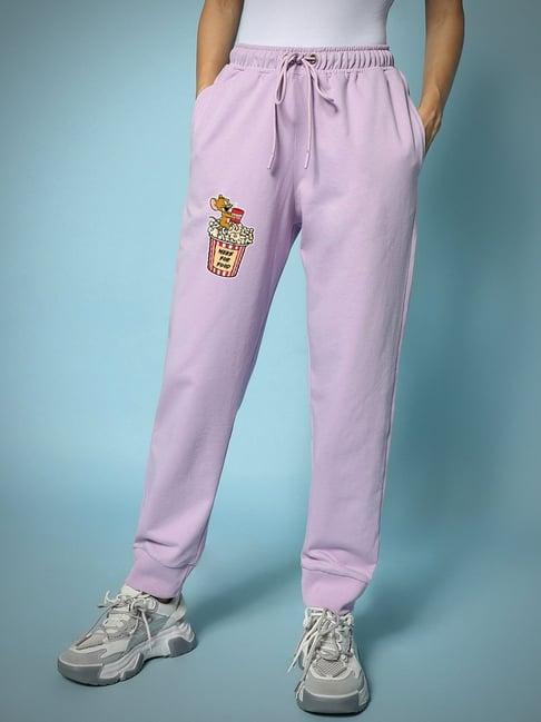 bewakoof x official tom & jerry merchandise lavender jerry print oversized joggers