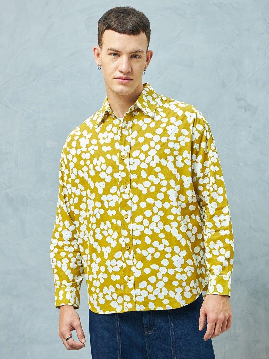 bewakoof yellow oversized abstract printed spread collar cotton casual shirt