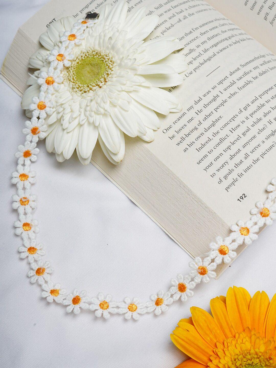 bewitched white & yellow daisy choker necklace