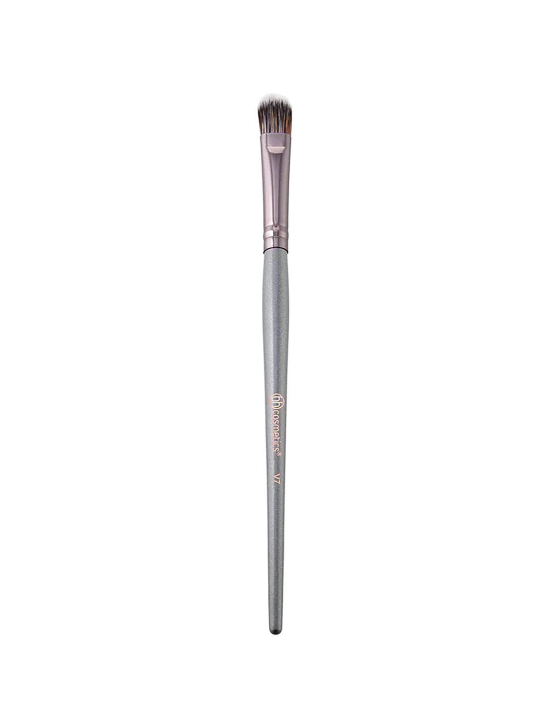 bh cosmetics v7 vegan concealer brush - silver-toned