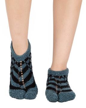 bhsocks-150821-022 textured ankle-length socks