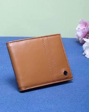 bi-fold wallet with metal accent