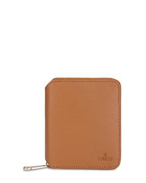 bi-fold wallet with zip closure