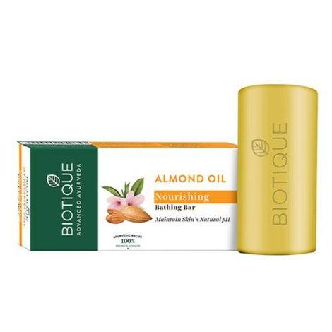 biotique almond oil nourishing bathing bar (150 g)