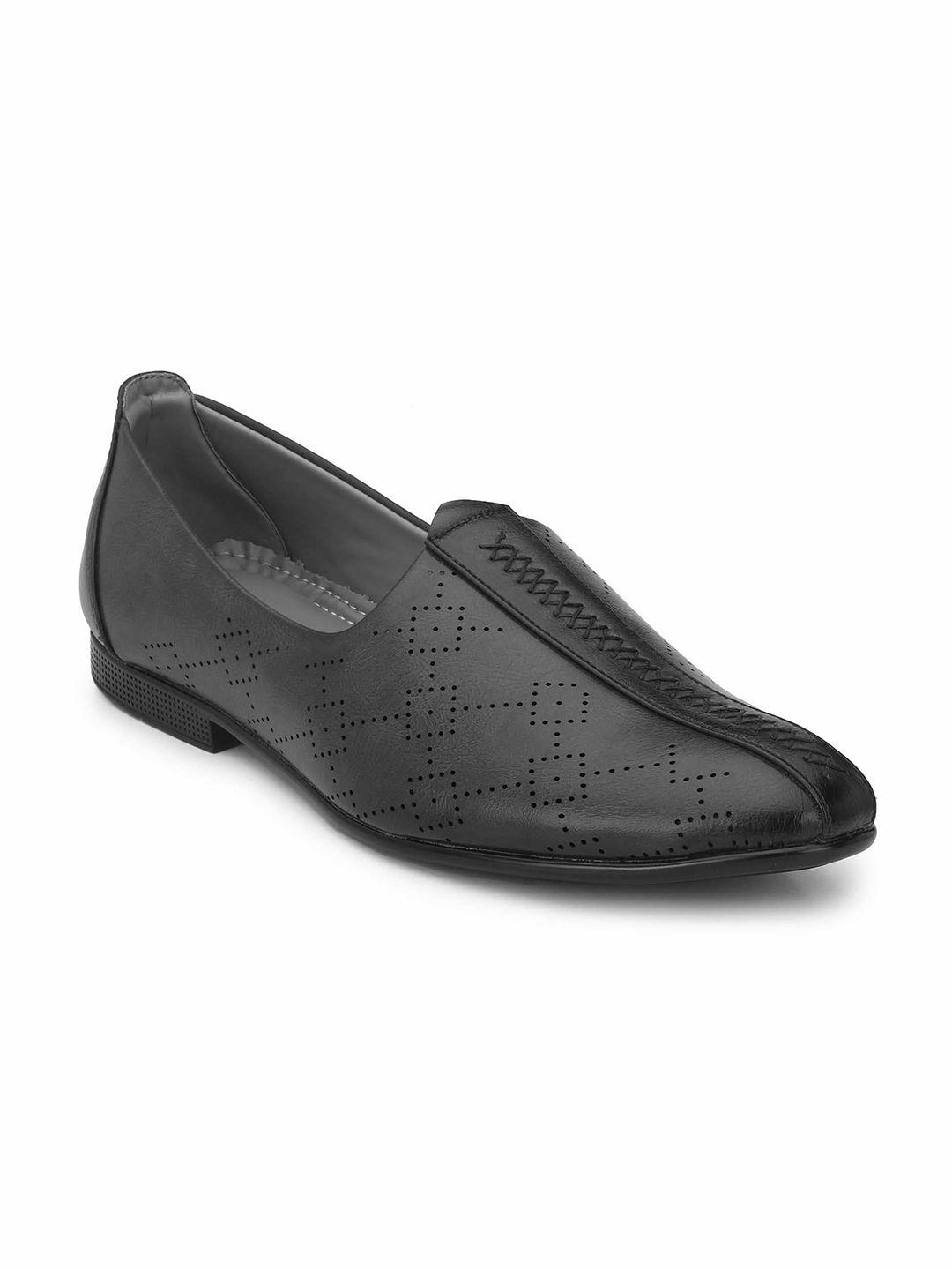 birgos men black textured slip-on shoes