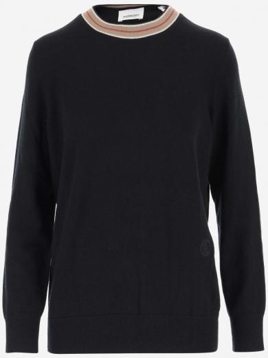 black cashmere pullover