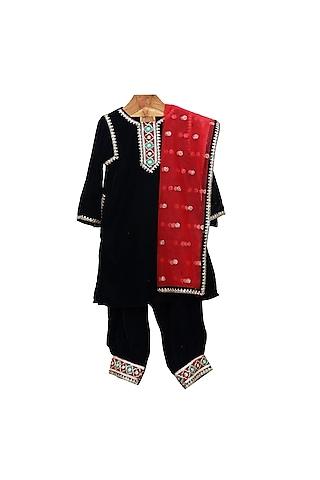 black embroidered kurta set for girls