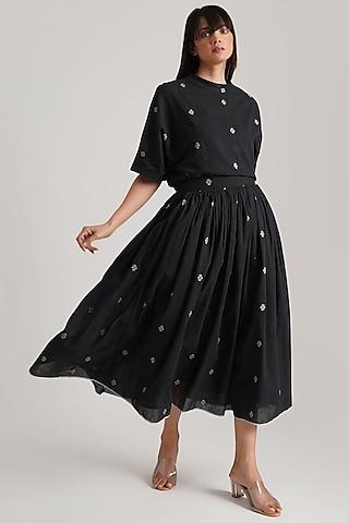 black handwoven jamdani skirt set