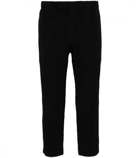 black pleated trousers