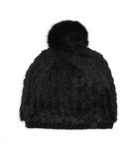 black pom pom beanie hat