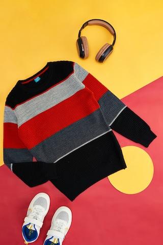 black self design sweater
