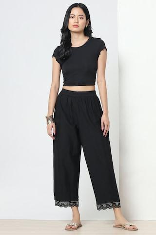 black solid ankle-length casual women straight fit palazzo