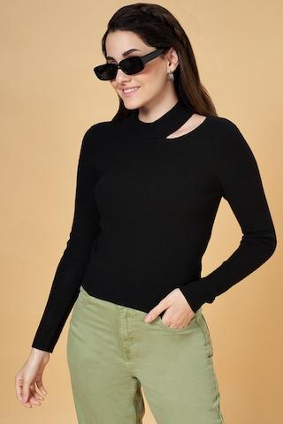 black solid casual full sleeves round neck women slim fit top