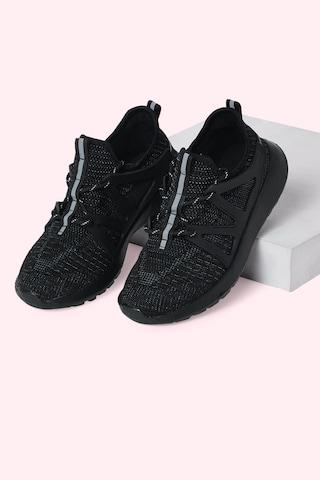 black solid sports women sport shoes