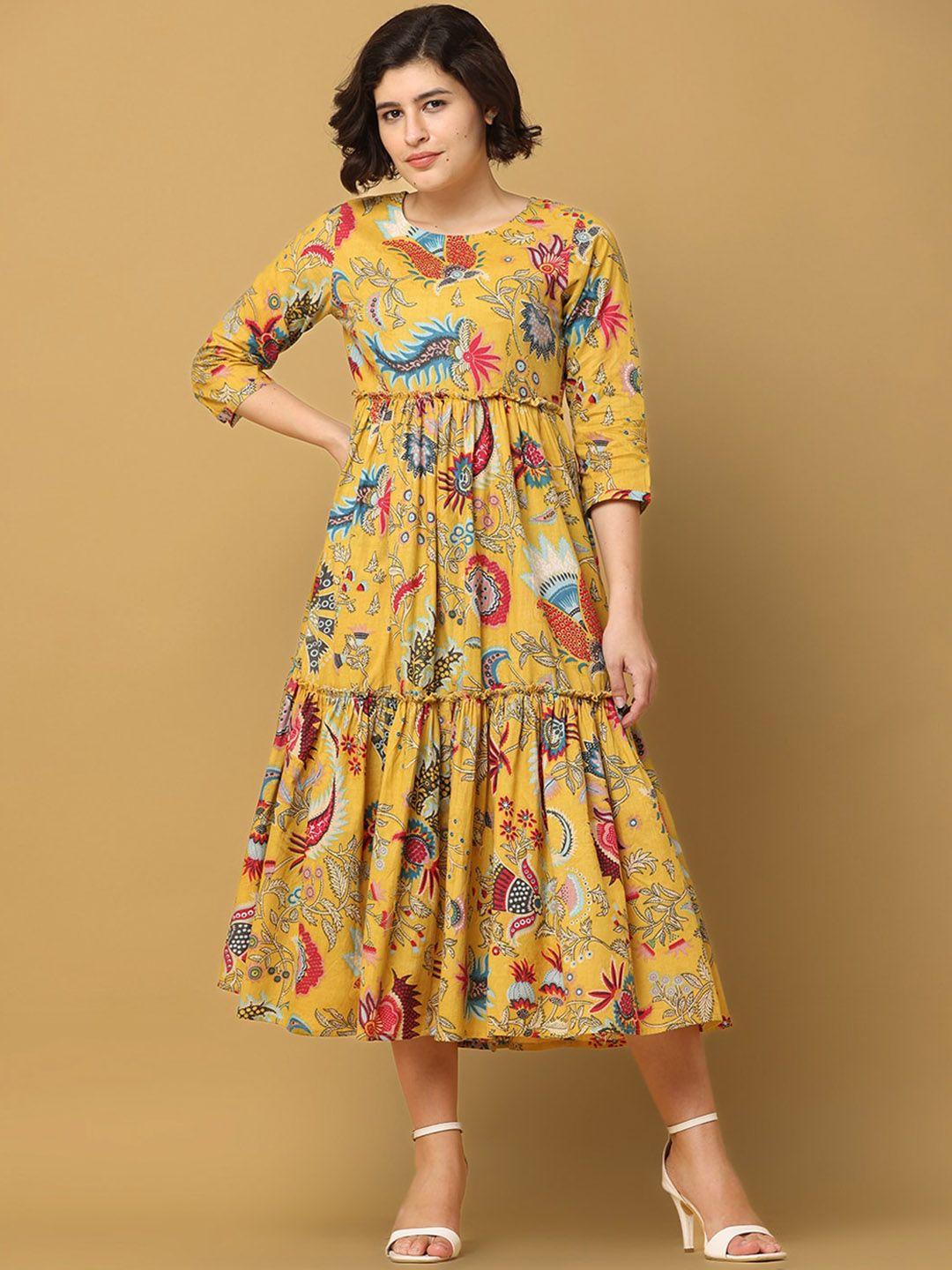 black & blah blah printed round neck cotton tiered dress