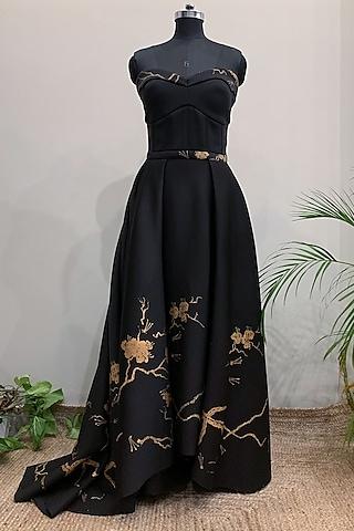 black & gold printed gown with trail