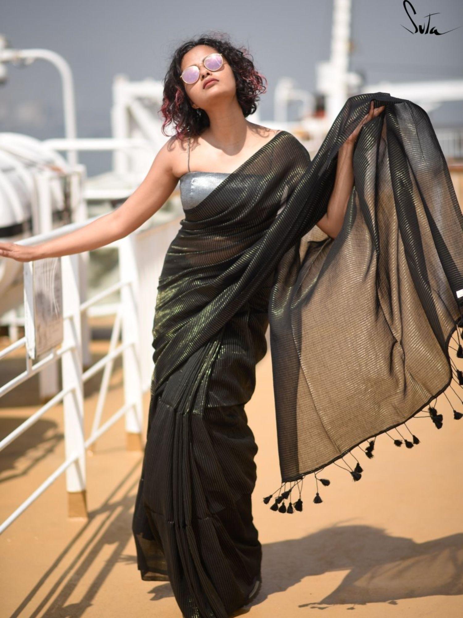 black & gold-toned pure cotton zari striped saree without blouse