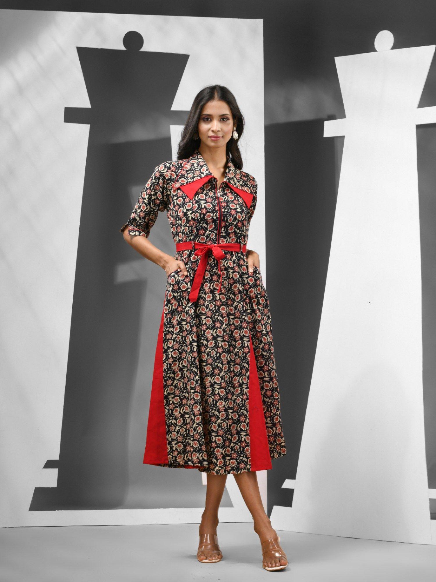 black & red cotton floral printed panelled dress with belt (set of 2)